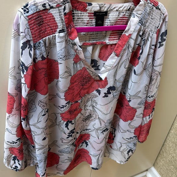 Ann Taylor XL Sheer Floral Top - Picture 4 of 8